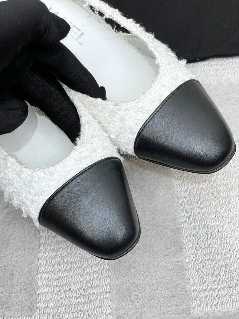Chanel Chanel Black and White Block Heel Sandals Size US 6 / IT 36 - 4 Thumbnail