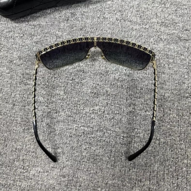 Chanel Chanel Double C Logo Sunglasses with Case Size ONE SIZE - 9 Thumbnail