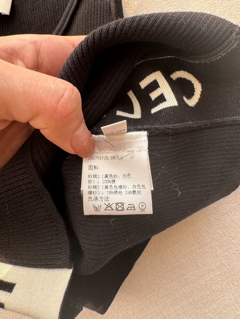 Celine Celine Black Sports Vest with Logo Size L / US 10 / IT 46 - 4 Thumbnail