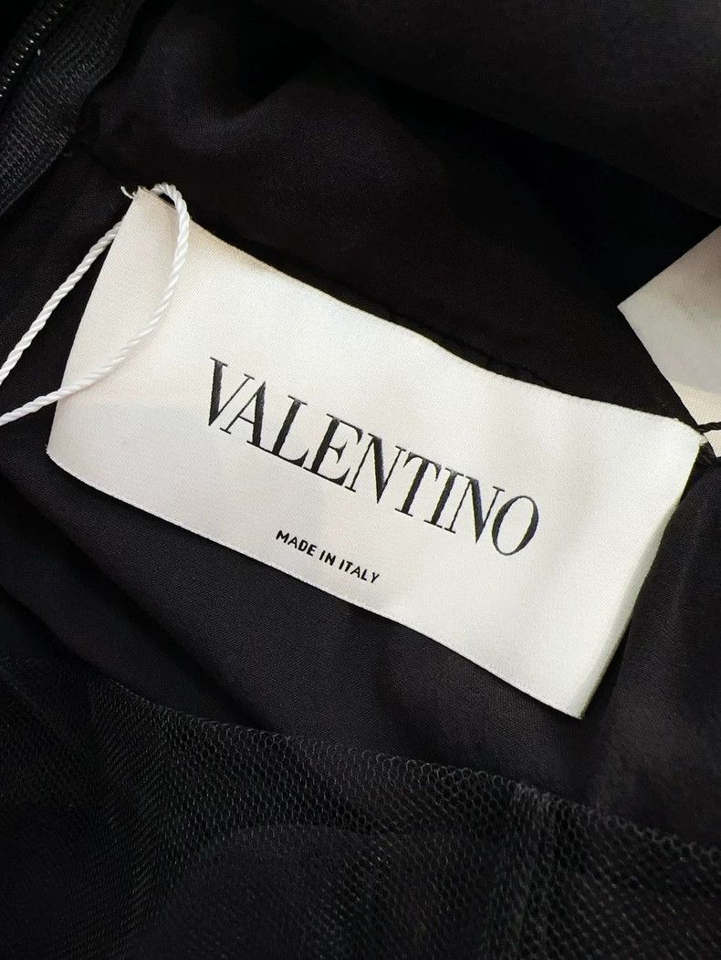 Valentino Valentino Black Lace Ruffle Embroidered Dress Size M / US 6-8 / IT 42-44 - 2 Thumbnail