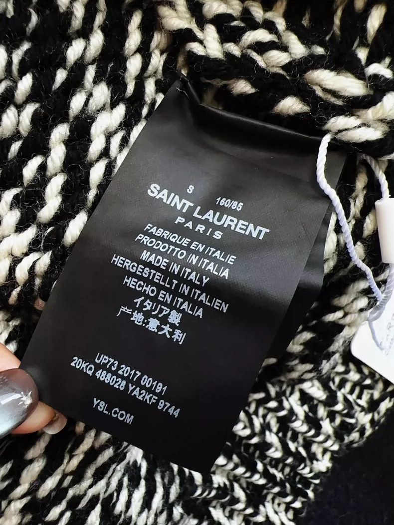 Yves Saint Laurent Saint Laurent Black White Knit Turtleneck Sweater Size S / US 4 / IT 40 - 5 Thumbnail
