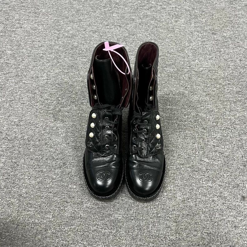 Chanel Chanel Pearl Button Quilted Short Boots Size US 6 / IT 36 - 2 Thumbnail