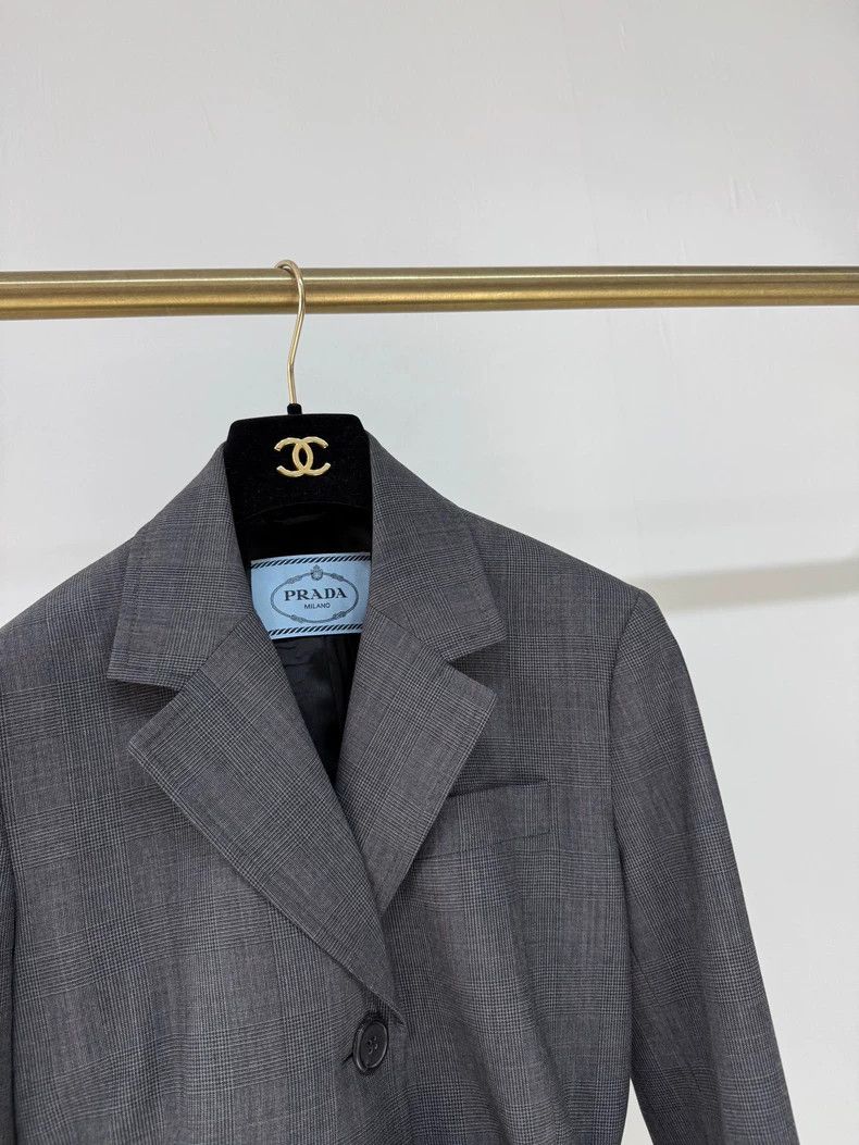 Prada Prada Gray Checkered Blazer with Belt Size M / US 6-8 / IT 42-44 - 3 Thumbnail