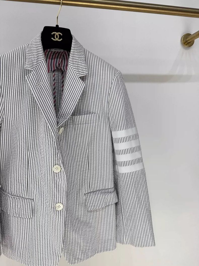 Thom Browne Thom Browne Women's Suit Jacket in Stripe Size M / US 6-8 / IT 42-44 - 3 Thumbnail