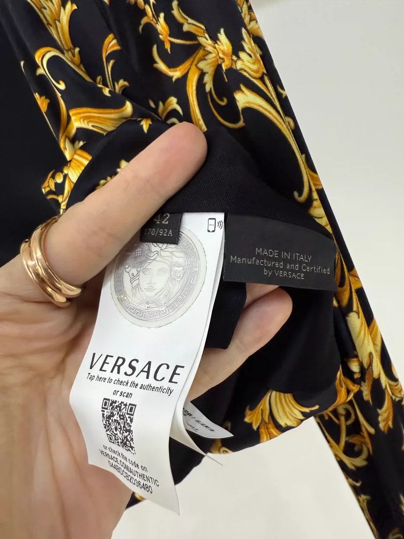 Versace Versace Gold Baroque Open Front Top Size L / US 10 / IT 46 - 6 Thumbnail