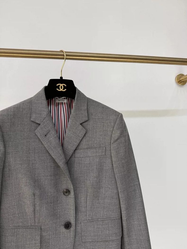 Thom Browne Thom Browne Women's Gray Suit Jacket Size M / US 6-8 / IT 42-44 - 3 Thumbnail