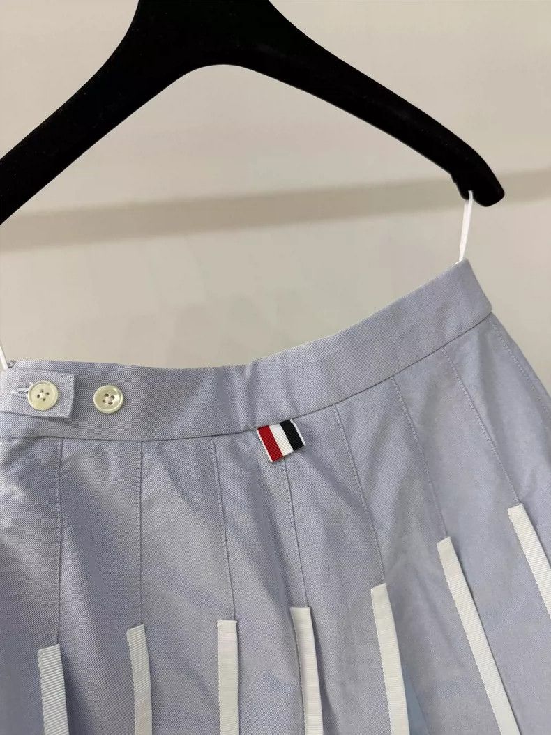 Thom Browne Thom Browne Pleated Skirt in Blue Size 34" / US 12 / IT 48 - 3 Thumbnail