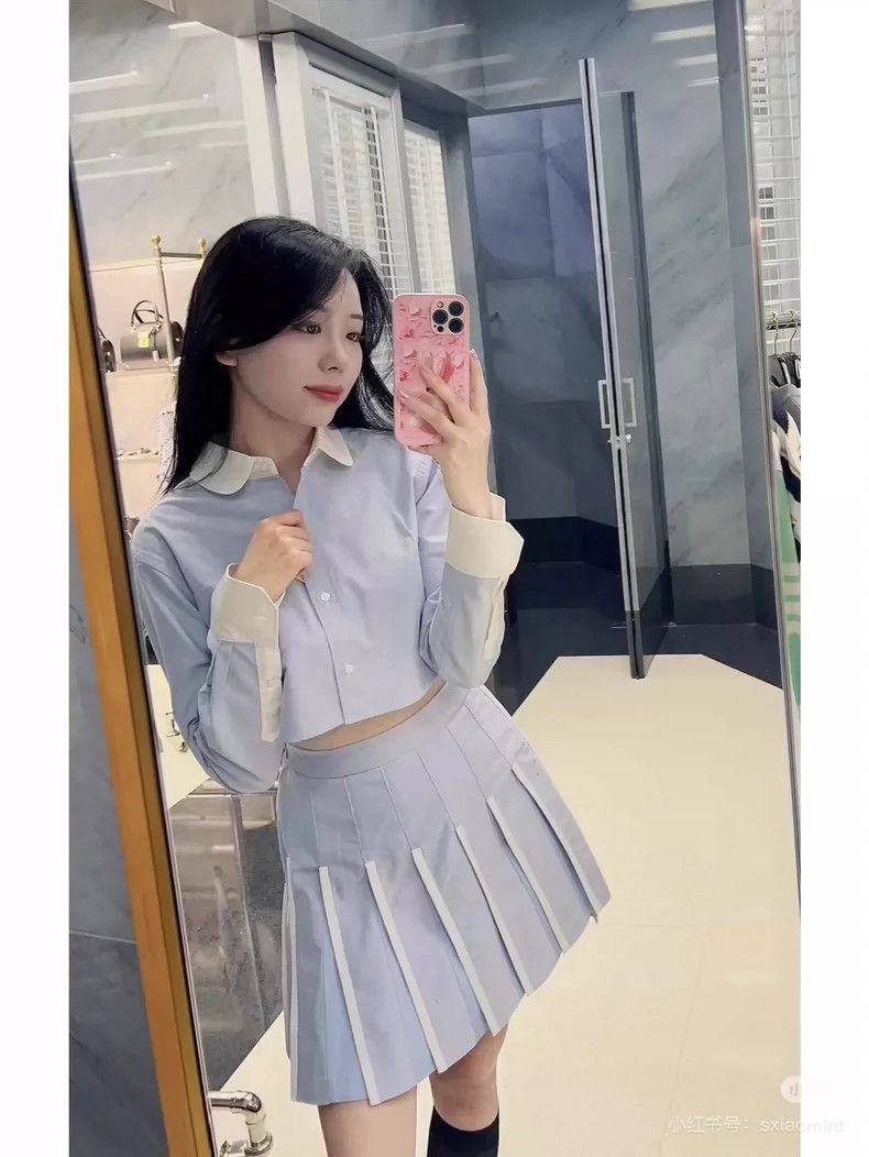 Thom Browne Thom Browne Pleated Skirt in Blue Size 34" / US 12 / IT 48 - 9 Thumbnail