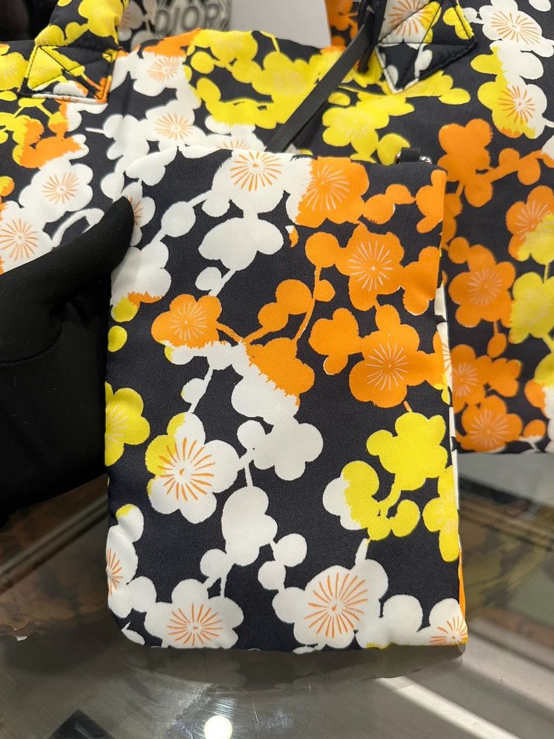 MCQ MCQ Yellow Floral Tote Bag with Pouch Size ONE SIZE - 2 Thumbnail
