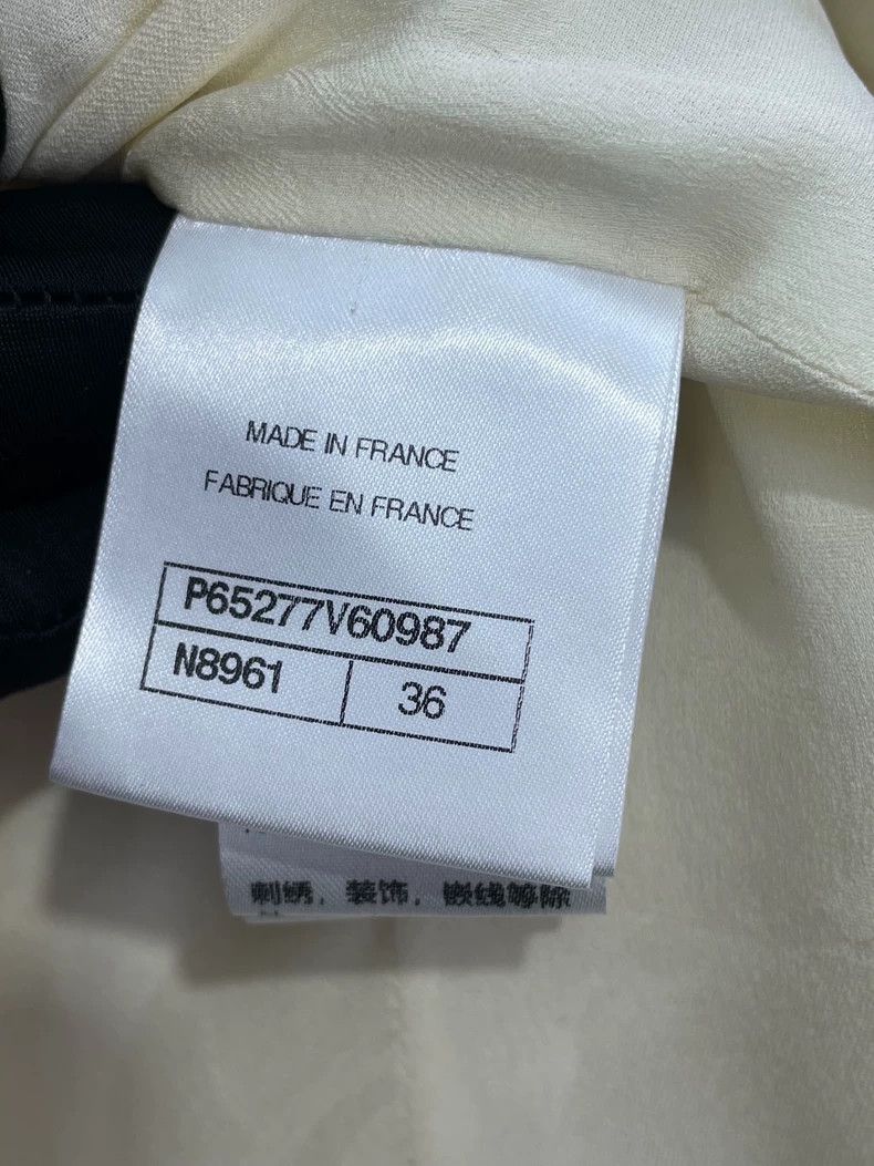 Chanel Chanel Cream Scalloped Edge Jacket Size S / US 4 / IT 40 - 5 Thumbnail