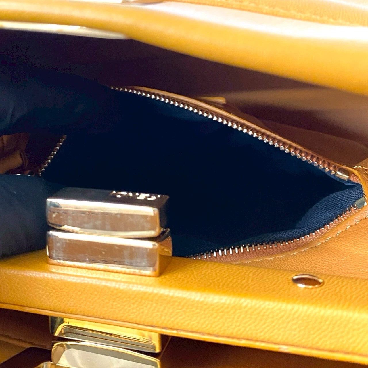 Fendi Fendi Shoulder Bag Yellow Leather Size ONE SIZE - 10 Thumbnail
