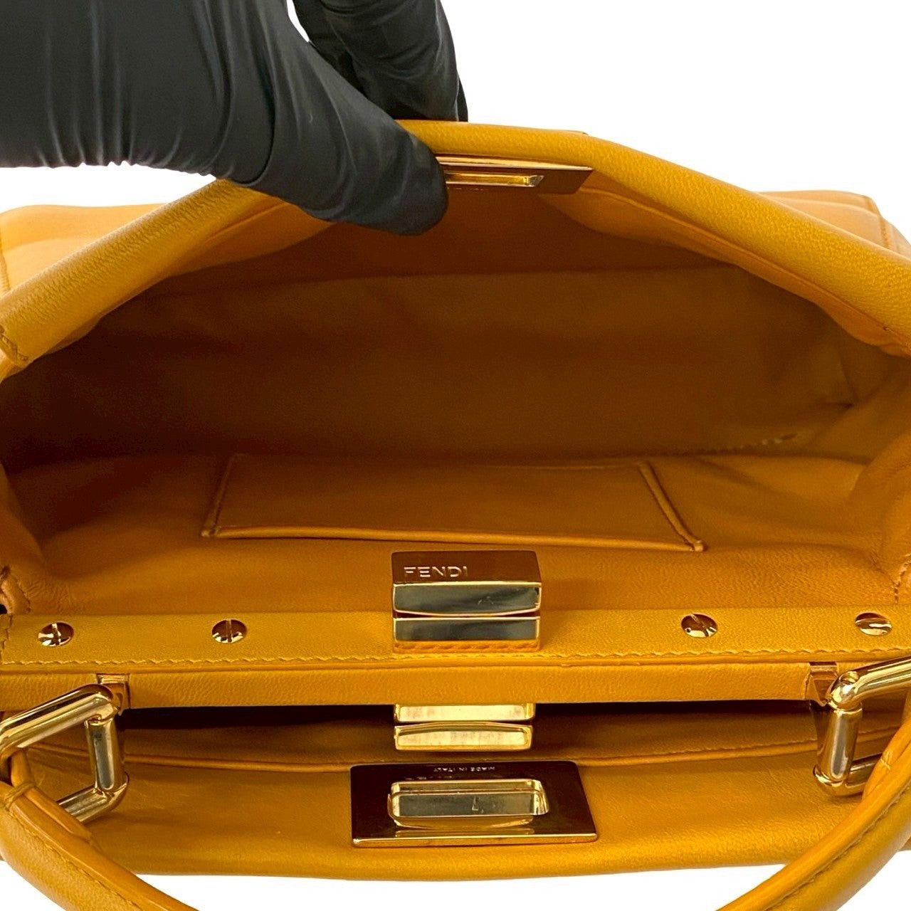Fendi Fendi Shoulder Bag Yellow Leather Size ONE SIZE - 9 Thumbnail
