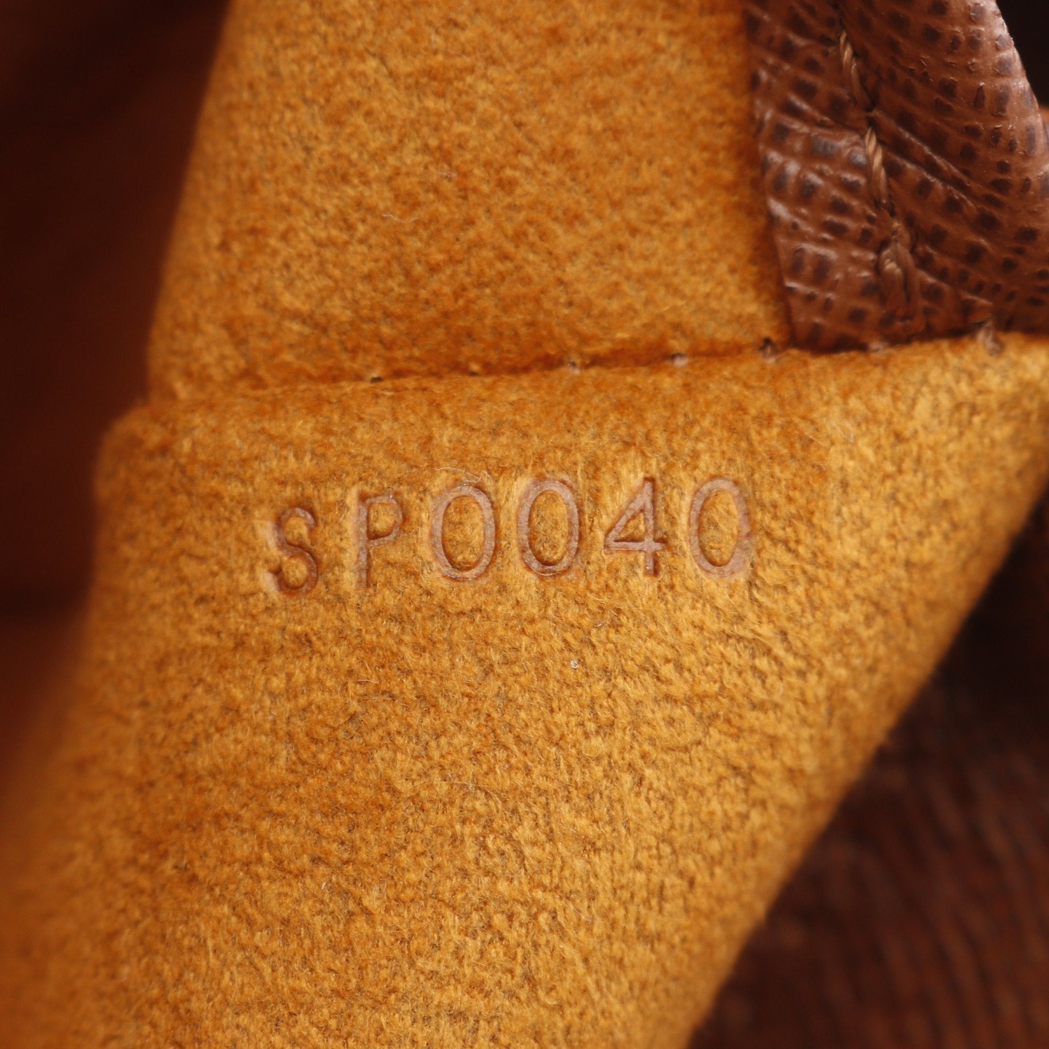 Louis Vuitton Louis Vuitton Musette Tango Short Strap Monogram Shoulder Bag Leather Brown Size ONE SIZE - 5 Thumbnail