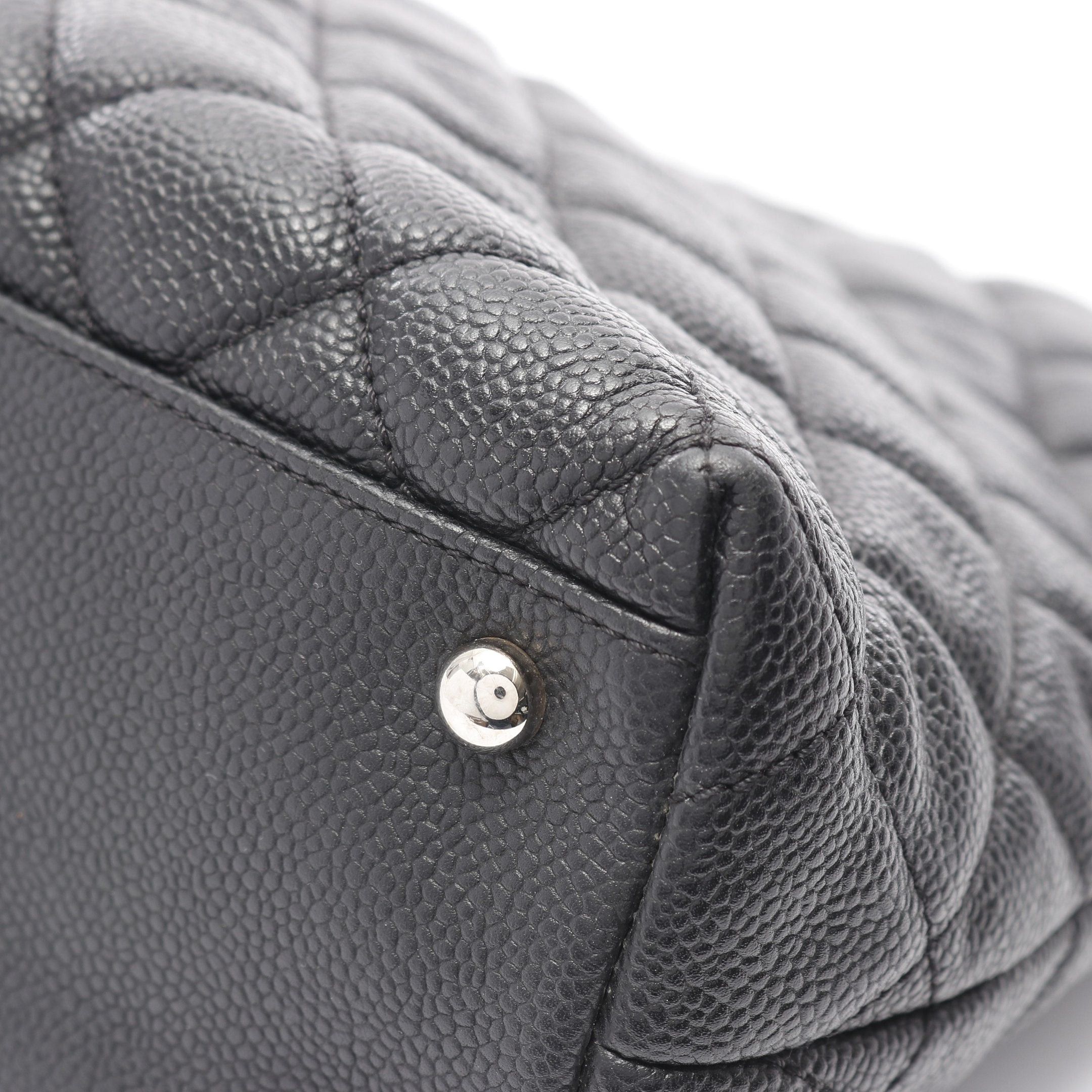 Chanel Chanel Matelasse Chain Shoulder Bag One Caviar Skin Black Silver Hardware Size ONE SIZE - 8 Thumbnail