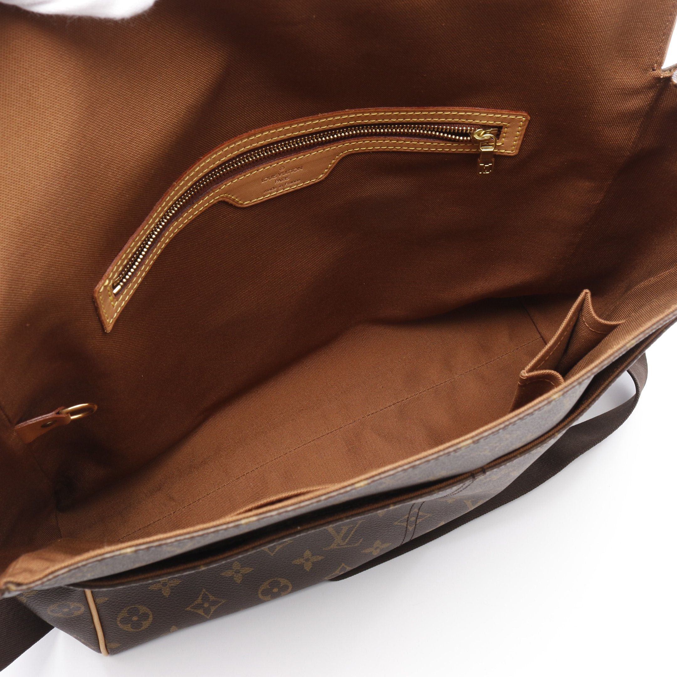 Louis Vuitton Louis Vuitton Aves Monogram Shoulder Bag Leather Brown Size ONE SIZE - 3 Thumbnail