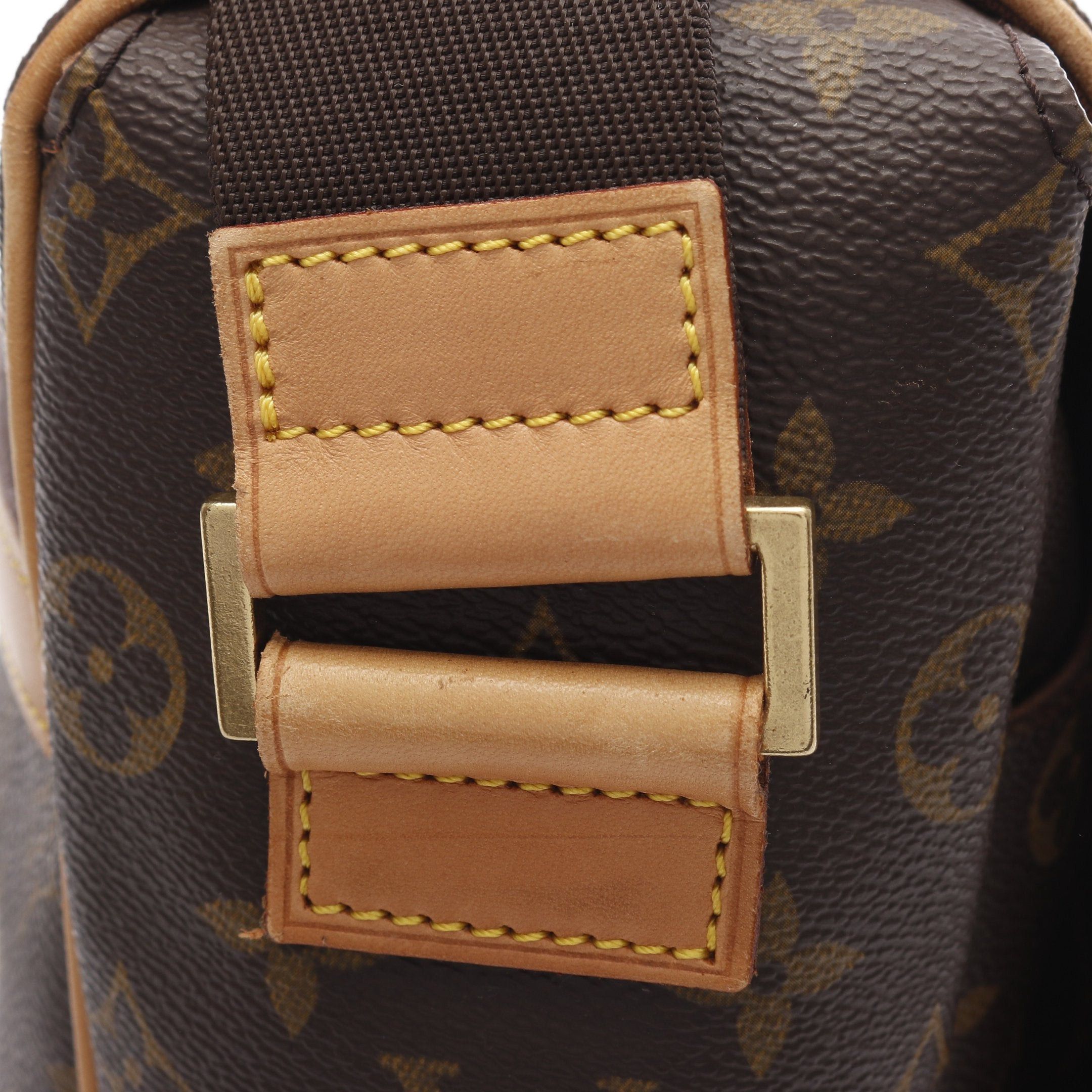 Louis Vuitton Louis Vuitton Aves Monogram Shoulder Bag Leather Brown Size ONE SIZE - 9 Thumbnail