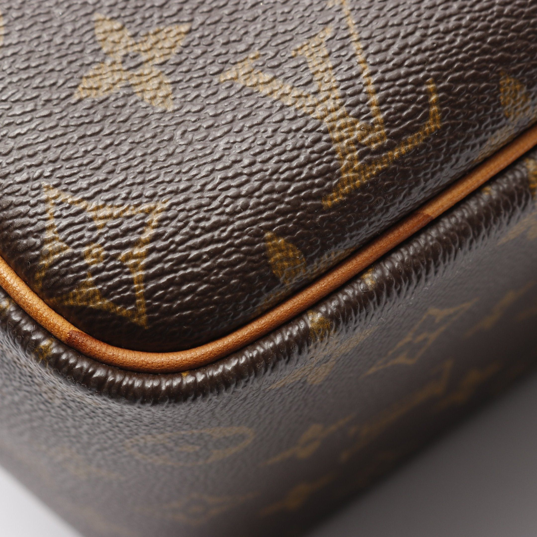 Louis Vuitton Louis Vuitton Deauville Bowling Vanity Monogram Handbag Leather Brown Size ONE SIZE - 12 Thumbnail