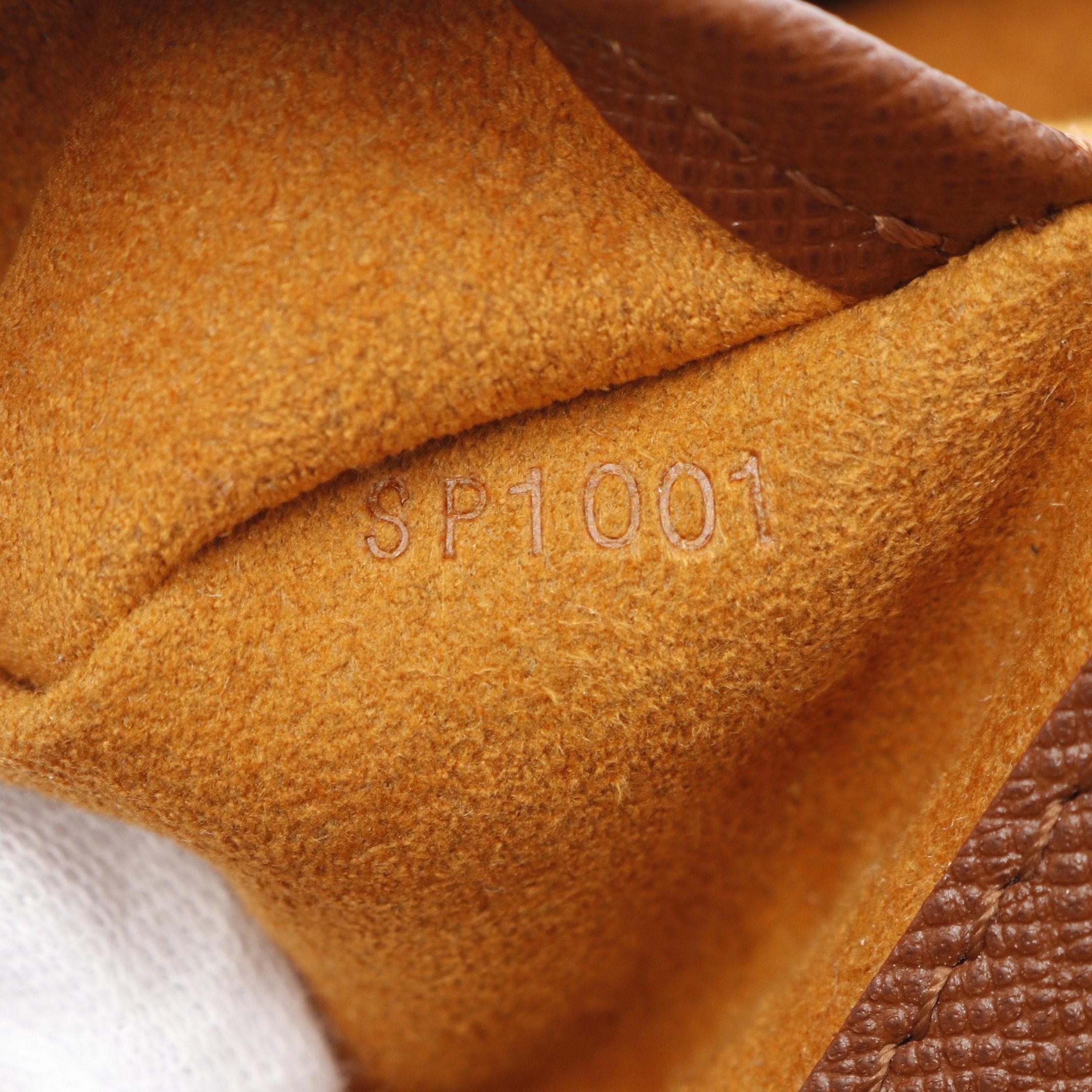 Louis Vuitton Louis Vuitton Musette Tango Short Strap Monogram Shoulder Bag Leather Brown Size ONE SIZE - 5 Thumbnail
