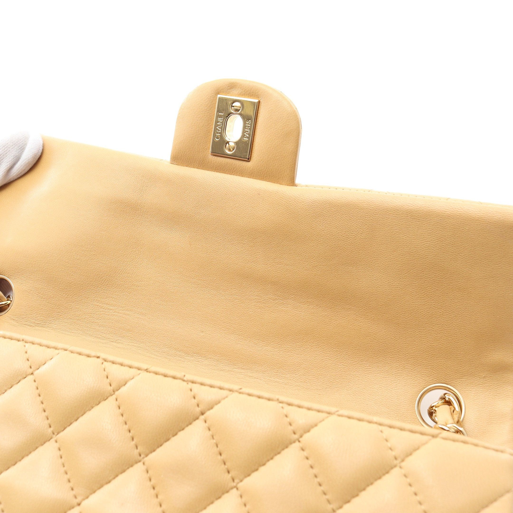 Chanel Chanel Matelasse Chain Shoulder Bag Lambskin Beige Gold Hardware Size ONE SIZE - 6 Thumbnail
