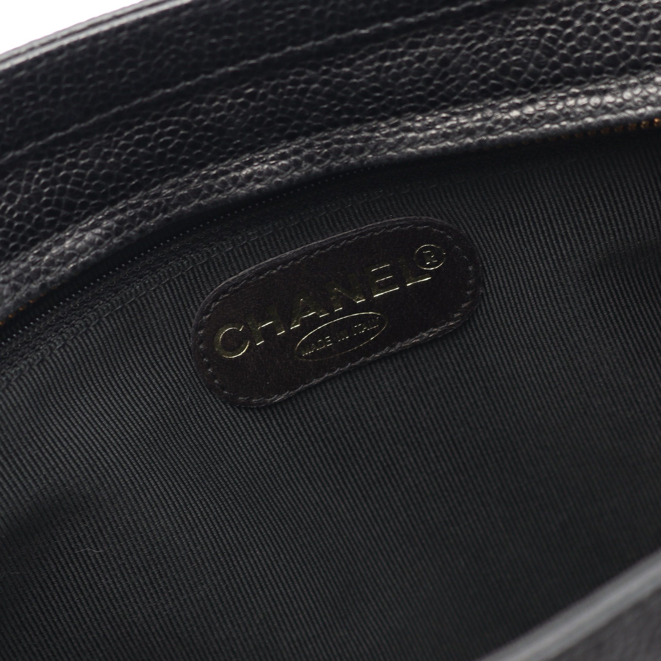 Chanel Chanel Triple Coco Chain Shoulder Bag Tote Caviar Skin Black Gold Hardware Size ONE SIZE - 4 Thumbnail