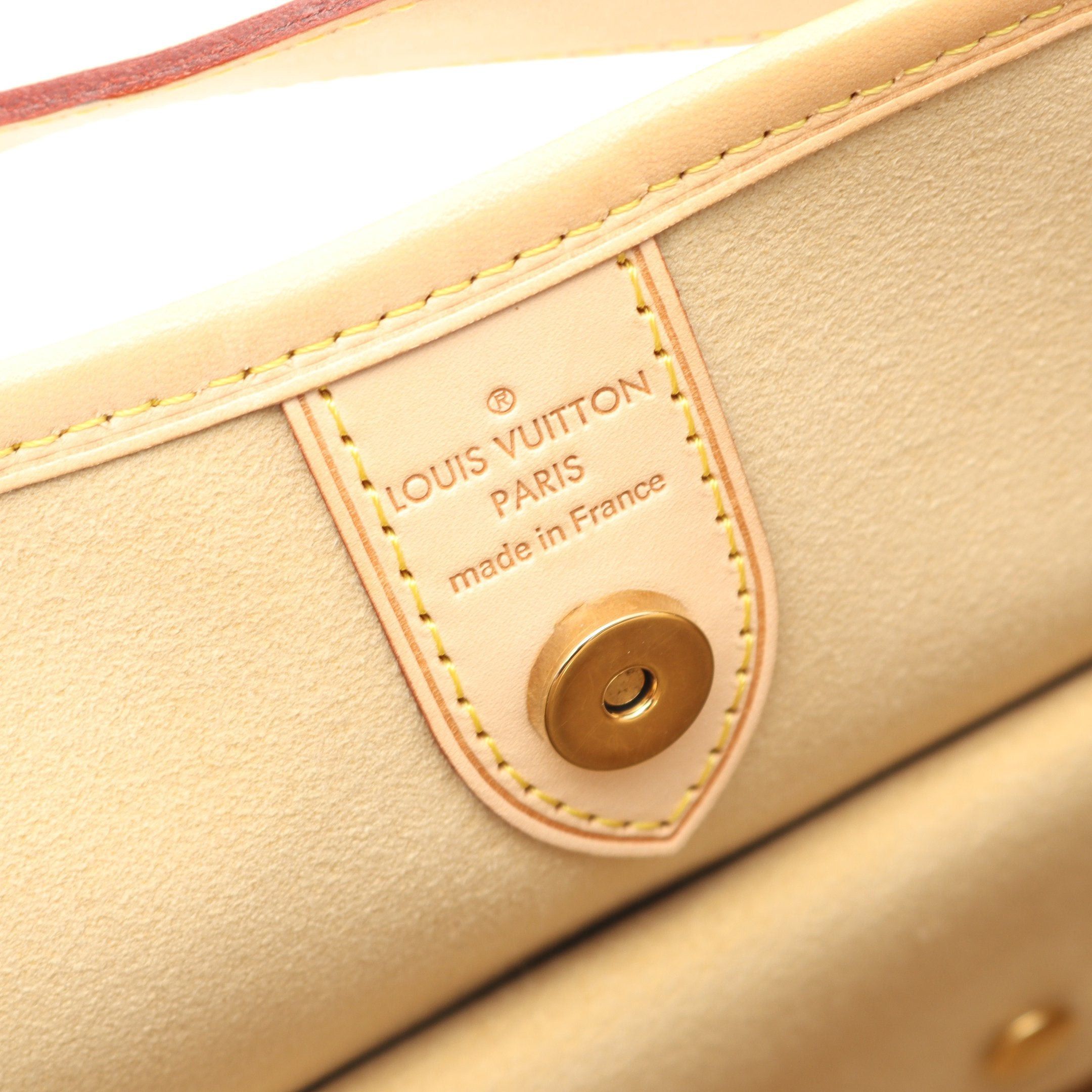 Louis Vuitton Louis Vuitton Galliera Pm Damier Azur One Shoulder Bag Leather White Size ONE SIZE - 4 Thumbnail
