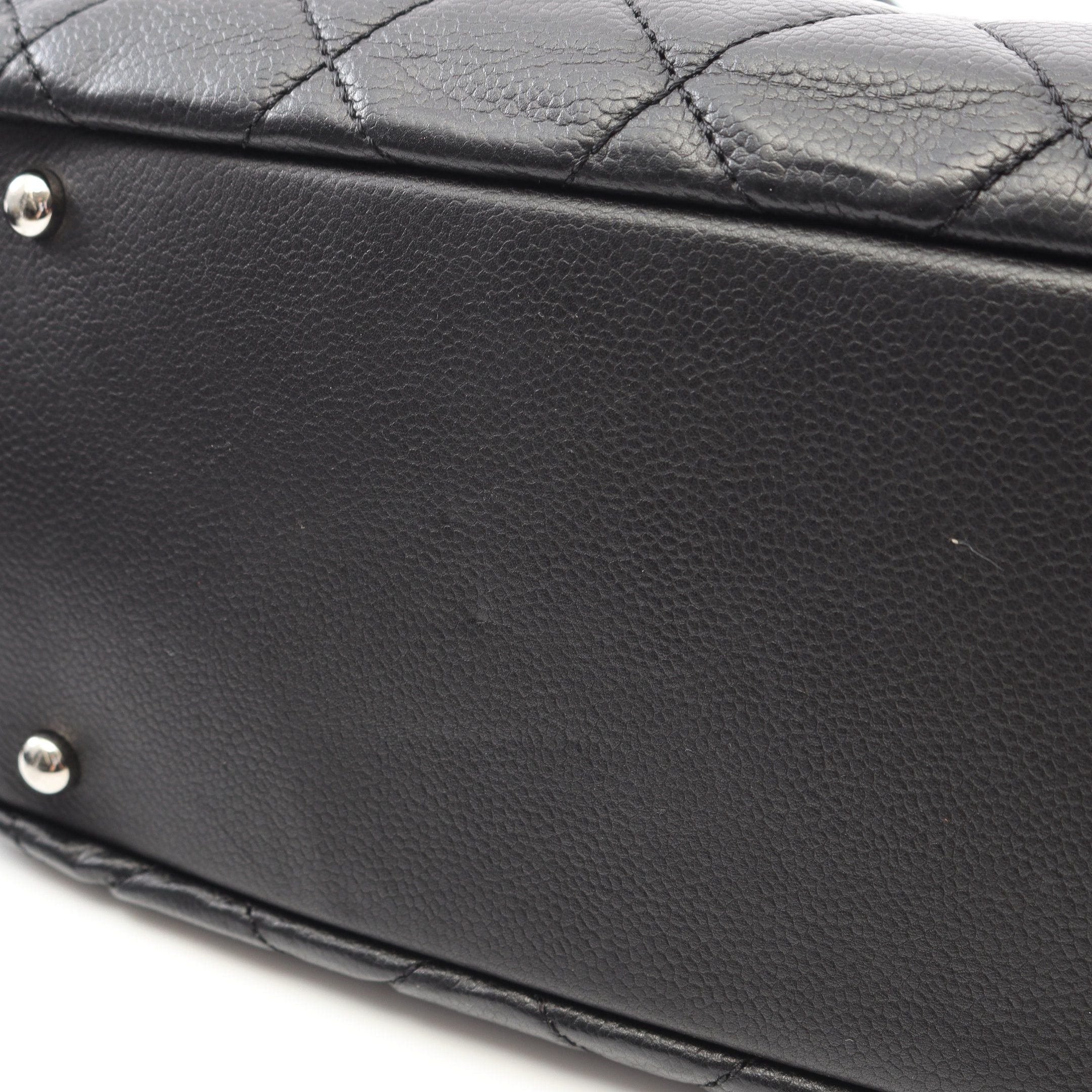 Chanel Chanel Coco Mark Chain Shoulder Bag Tote Caviar Skin Black Silver Hardware Size ONE SIZE - 8 Thumbnail