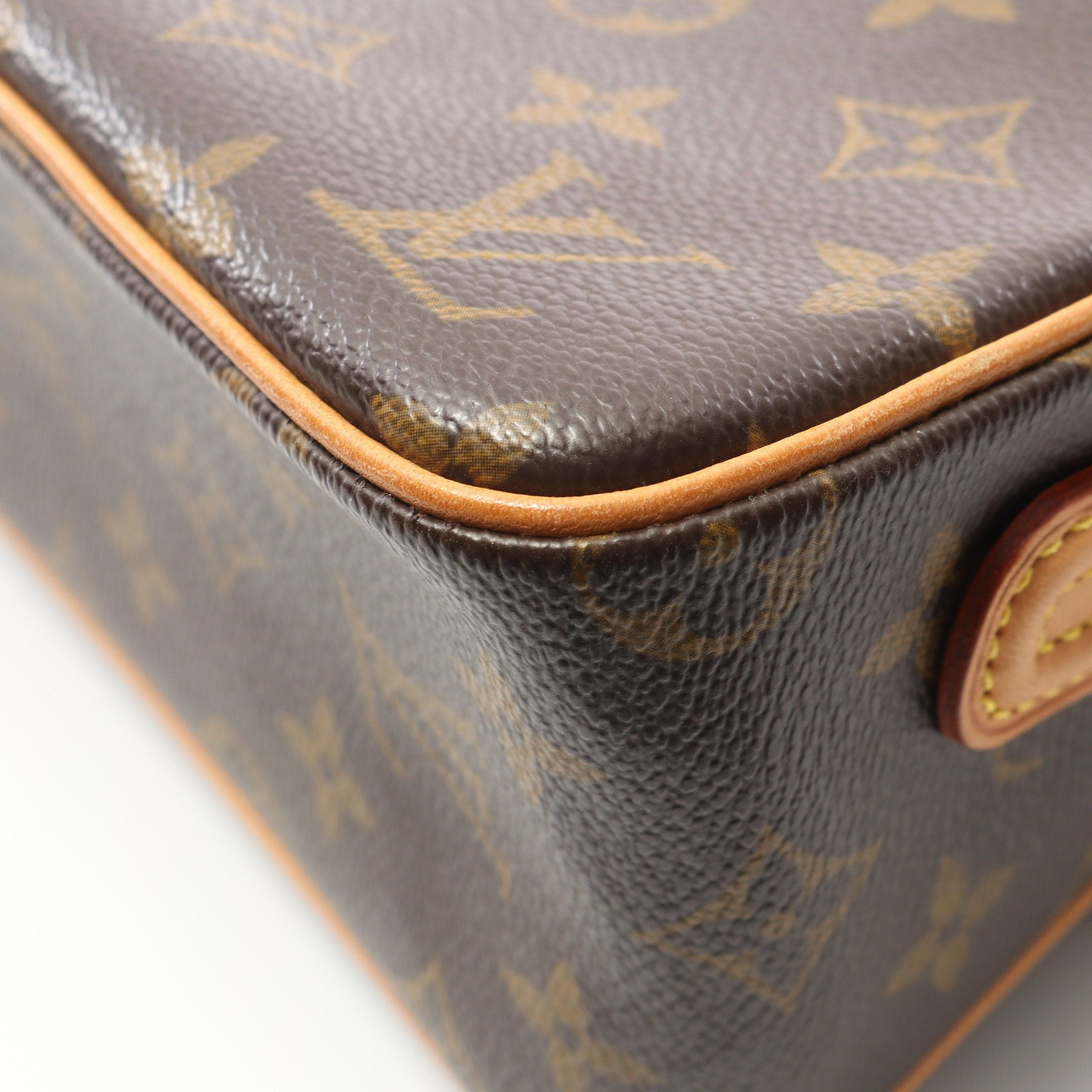 Louis Vuitton Louis Vuitton Vivacite Mm Monogram Shoulder Bag Leather Brown Size ONE SIZE - 8 Thumbnail