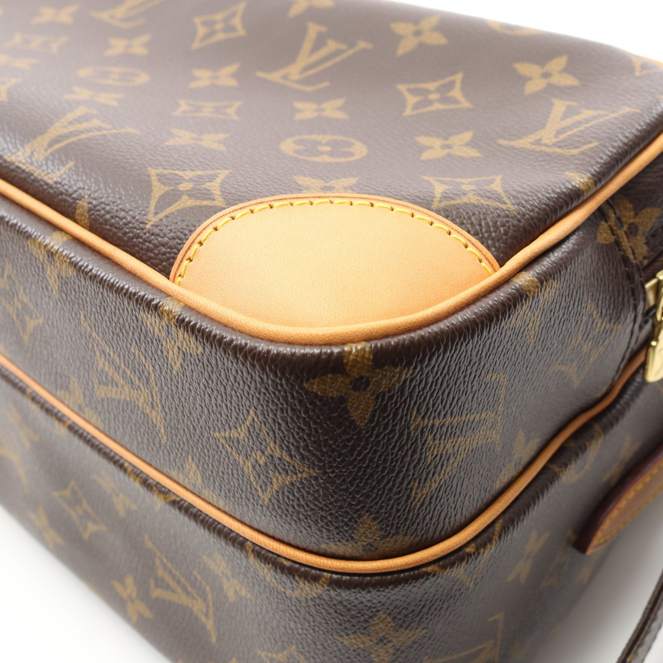 Louis Vuitton Louis Vuitton Nil Monogram Shoulder Bag Leather Brown Size ONE SIZE - 6 Thumbnail