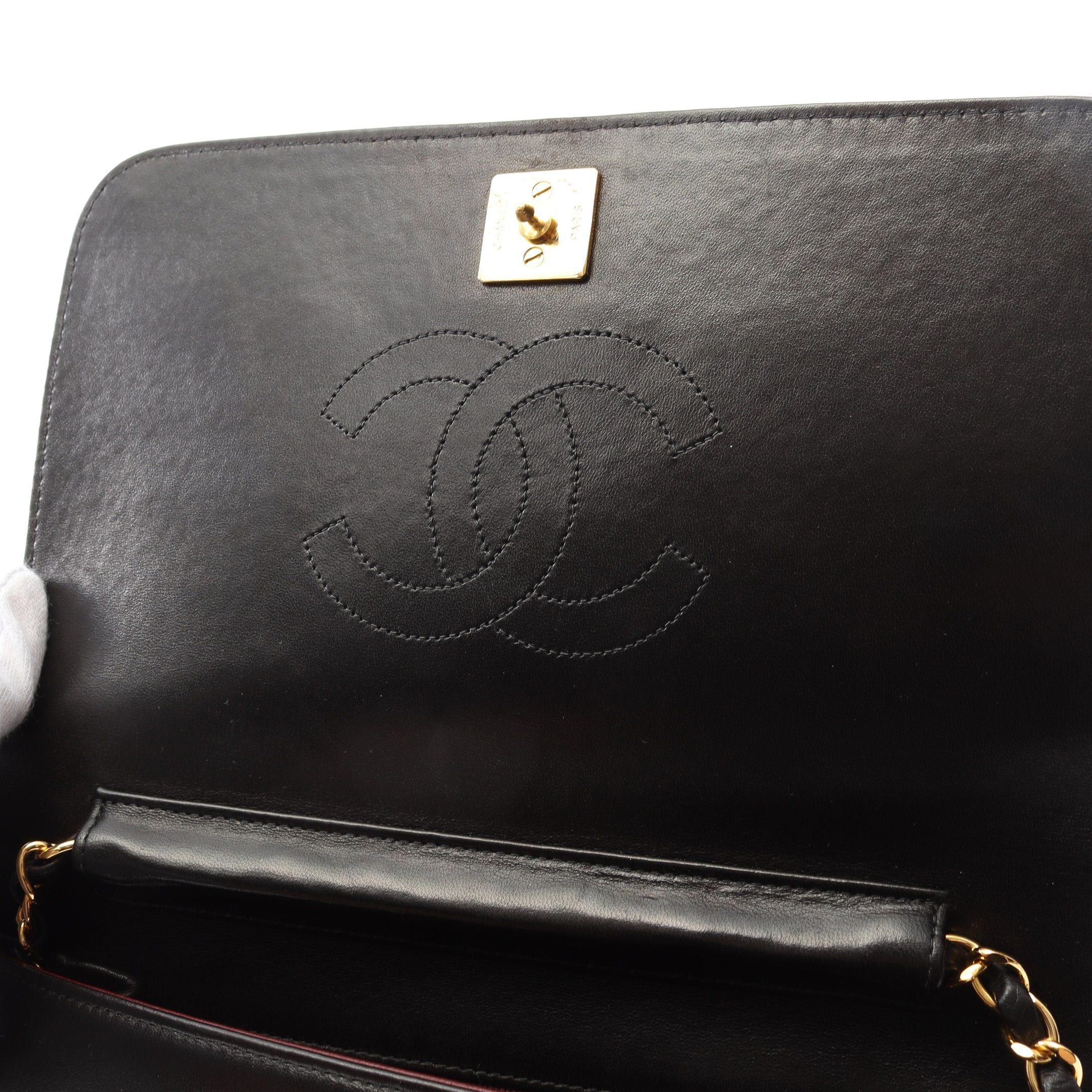 Chanel Chanel Matelasse Full Flap Chain Shoulder Bag Lambskin Black Gold Hardware Size ONE SIZE - 6 Thumbnail