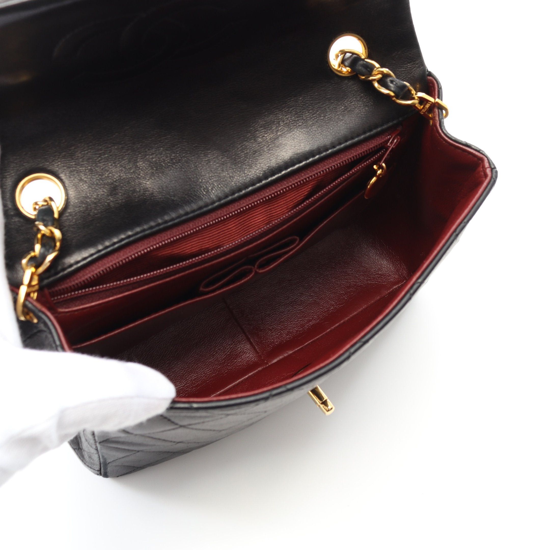 Chanel Chanel Matelasse Chain Shoulder Bag Lambskin Black Gold Hardware Size ONE SIZE - 3 Thumbnail