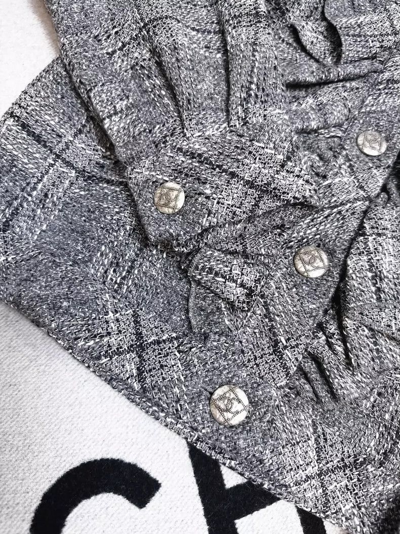 Chanel Chanel Gray Ruffled French Style Jacket Size M / US 6-8 / IT 42-44 - 5 Thumbnail