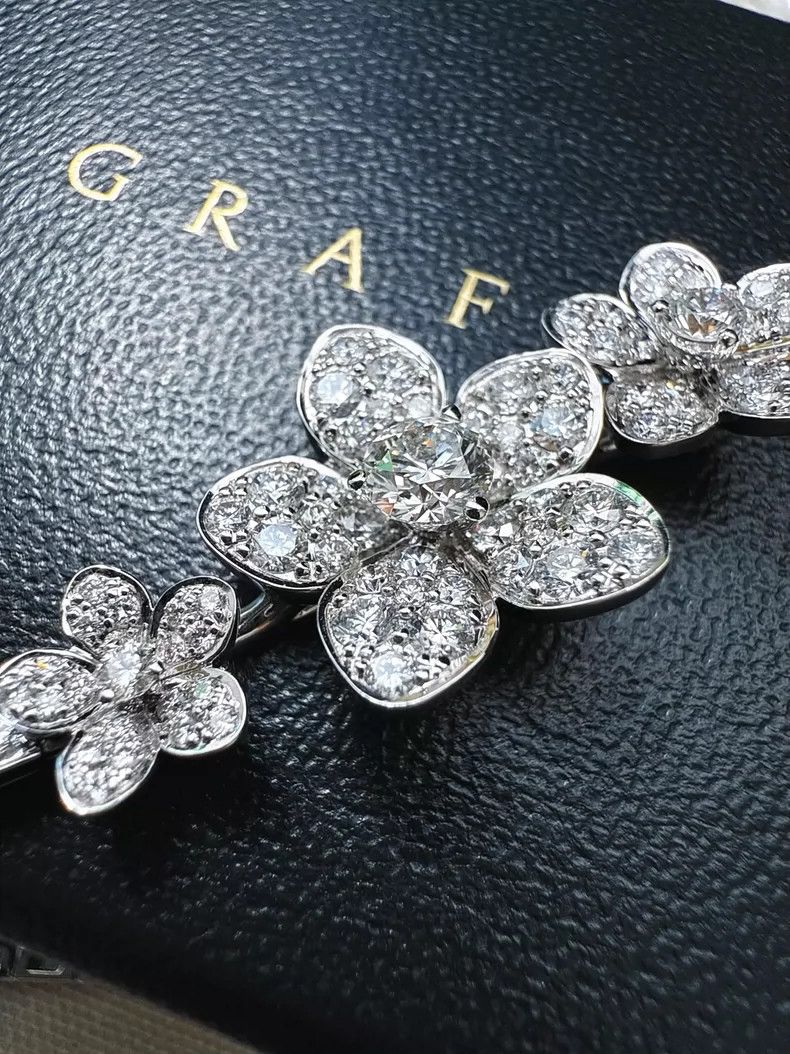 Cartier Graff Wild Flower Diamond Bracelet Size ONE SIZE - 8 Thumbnail