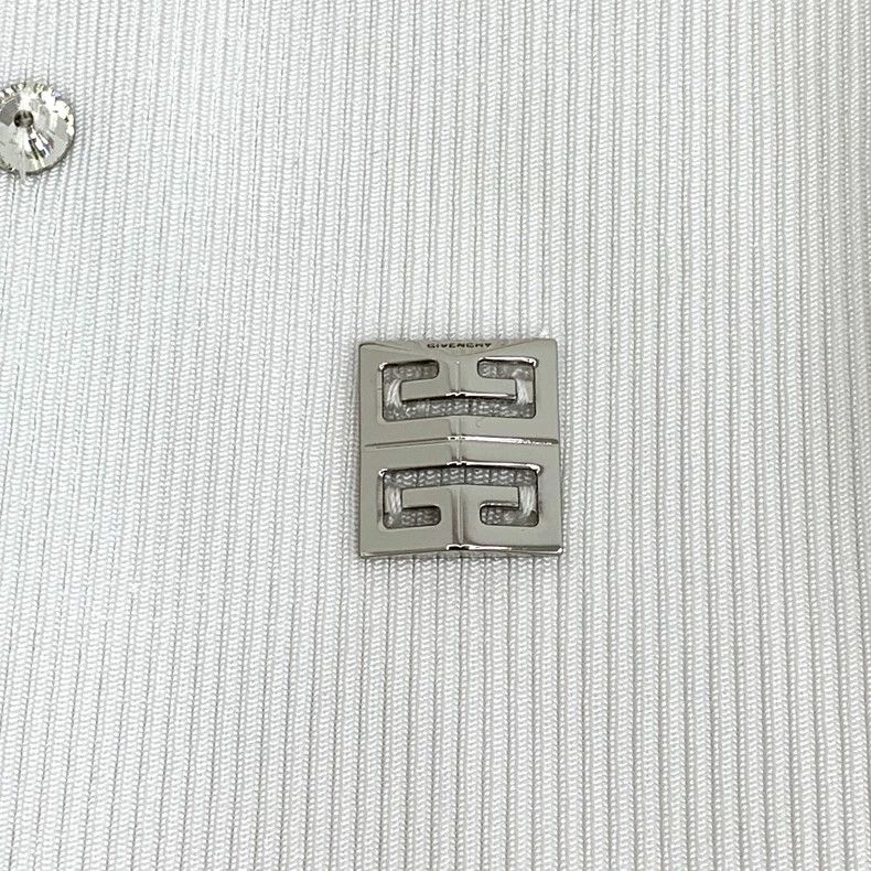 Givenchy Givenchy White Sleeveless Knit Top with Rhinestones Size M / US 6-8 / IT 42-44 - 5 Thumbnail