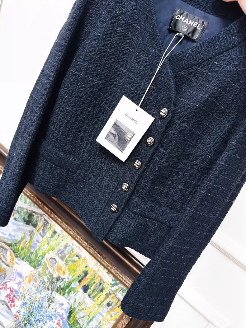 Chanel Chanel Blue Tweed Jacket with Two Pockets Size S / US 4 / IT 40 - 2 Thumbnail
