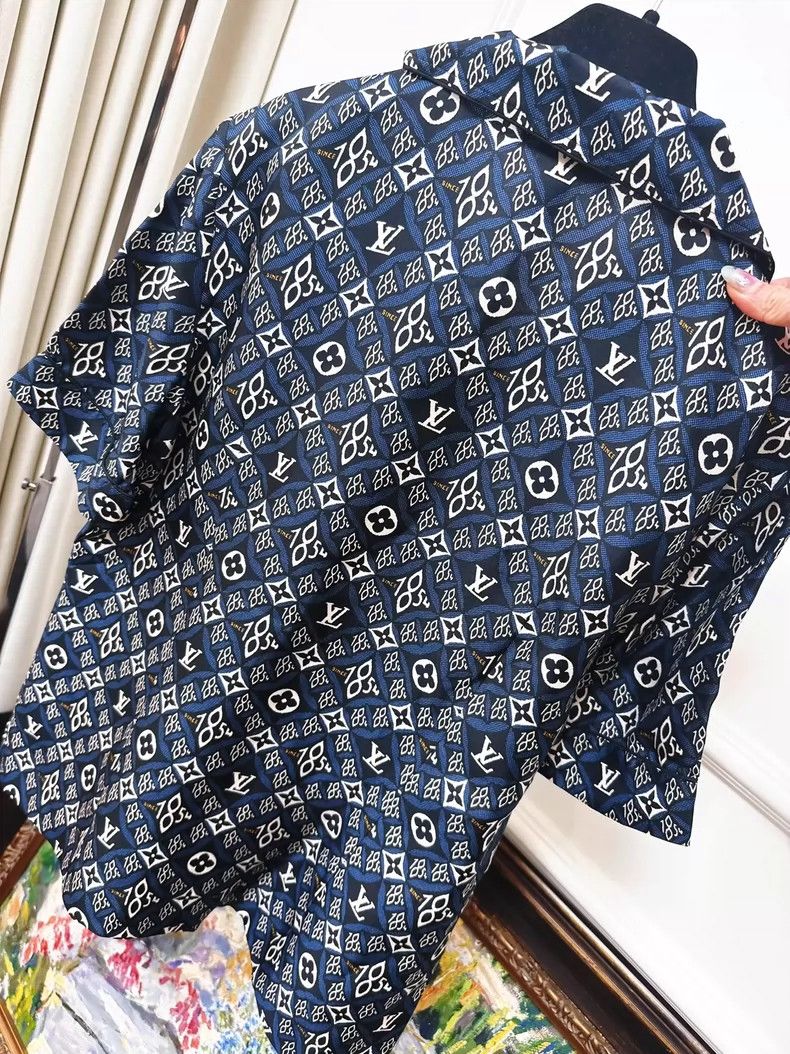 Louis Vuitton Louis Vuitton Classic 1854 Short Sleeve Shirt Size M / US 6-8 / IT 42-44 - 3 Thumbnail