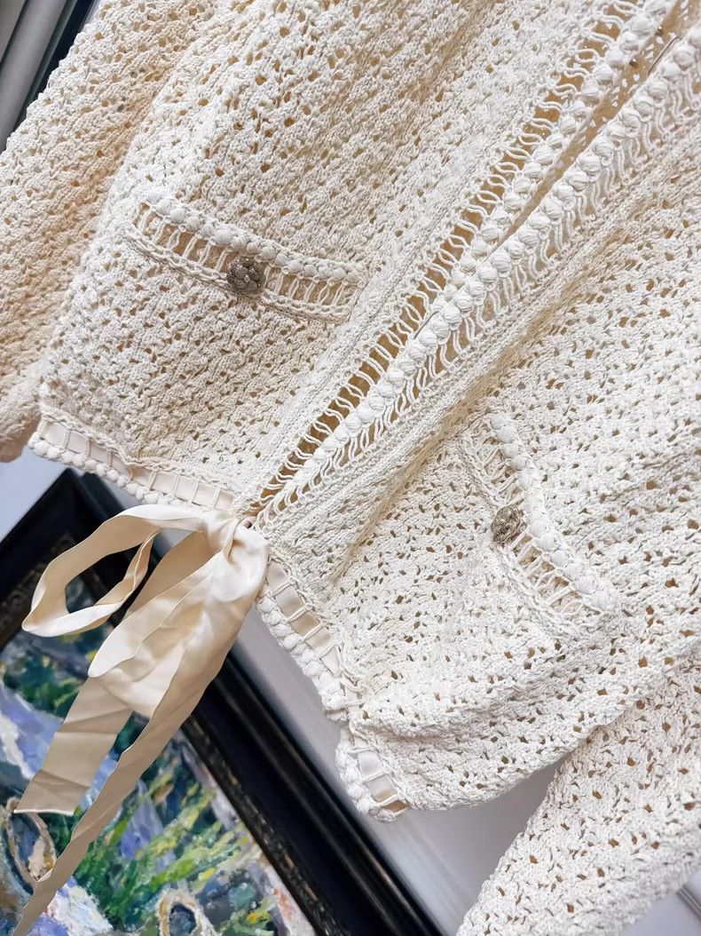 Chanel Chanel Cream Color Knit Cardigan with Bow Size S / US 4 / IT 40 - 4 Thumbnail