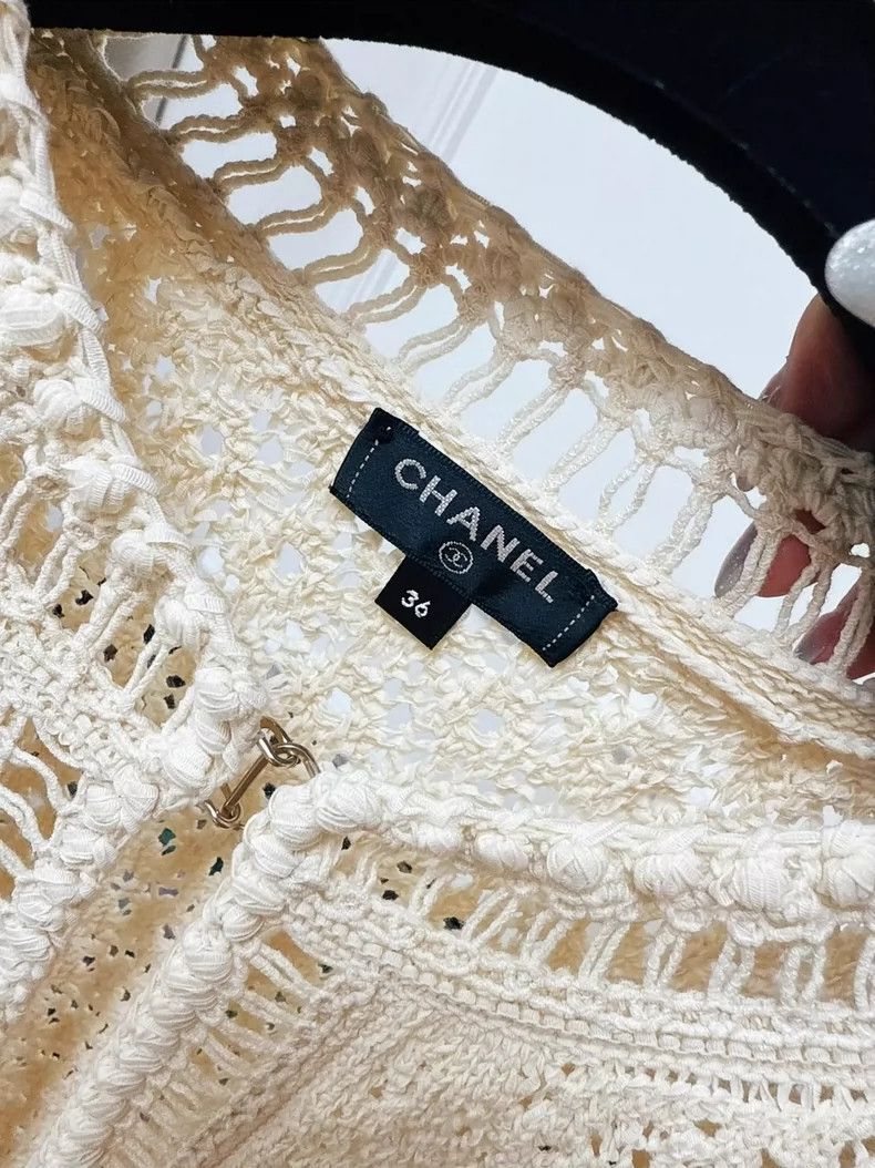 Chanel Chanel Cream Color Knit Cardigan with Bow Size S / US 4 / IT 40 - 5 Thumbnail