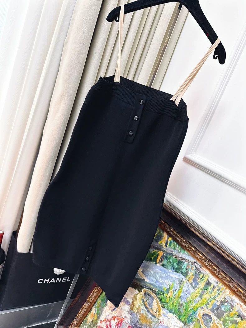 Chanel Chanel Black Knit Strapless Dress Size 38 Size M / US 6-8 / IT 42-44 - 2 Thumbnail