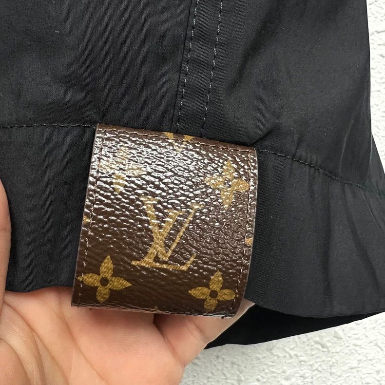 Louis Vuitton Louis Vuitton Hooded Short Sleeve Jacket Size XS / US 0-2 / IT 36-38 - 6 Thumbnail