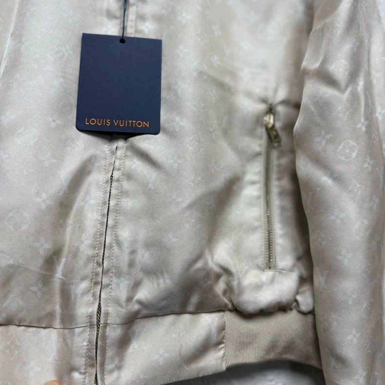 Louis Vuitton Louis Vuitton Silk Zipper Jacket for Women Size S / US 4 / IT 40 - 4 Thumbnail