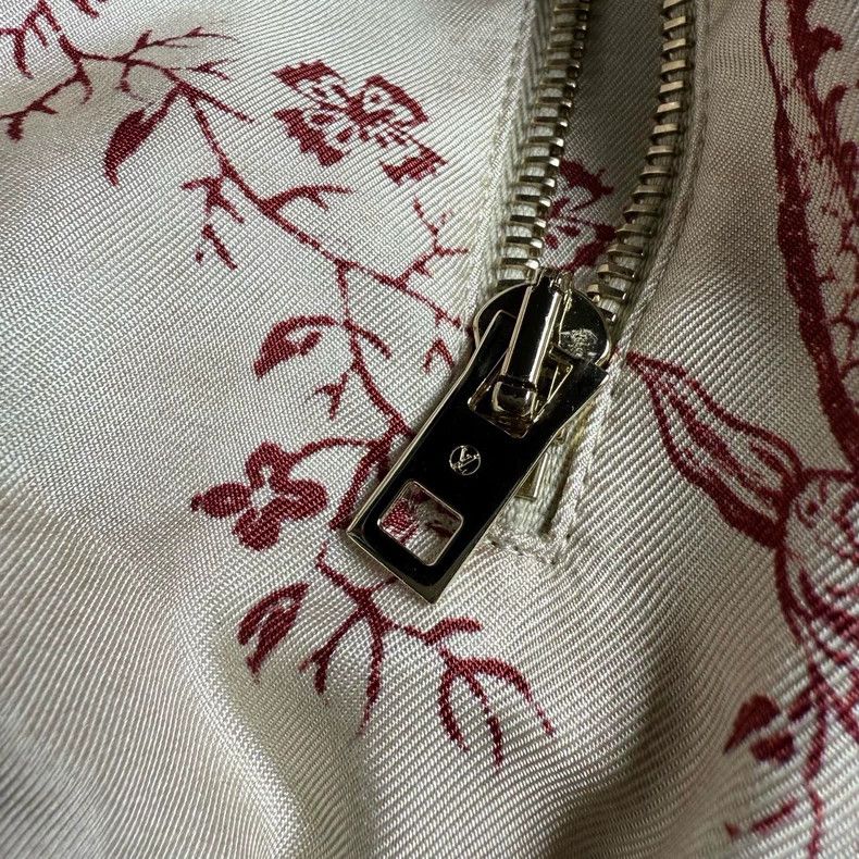 Louis Vuitton Louis Vuitton Silk Zipper Jacket for Women Size S / US 4 / IT 40 - 7 Thumbnail