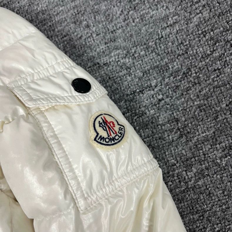 Moncler Moncler Long White Down Jacket Size XXS / US 00 / IT 34 - 3 Thumbnail