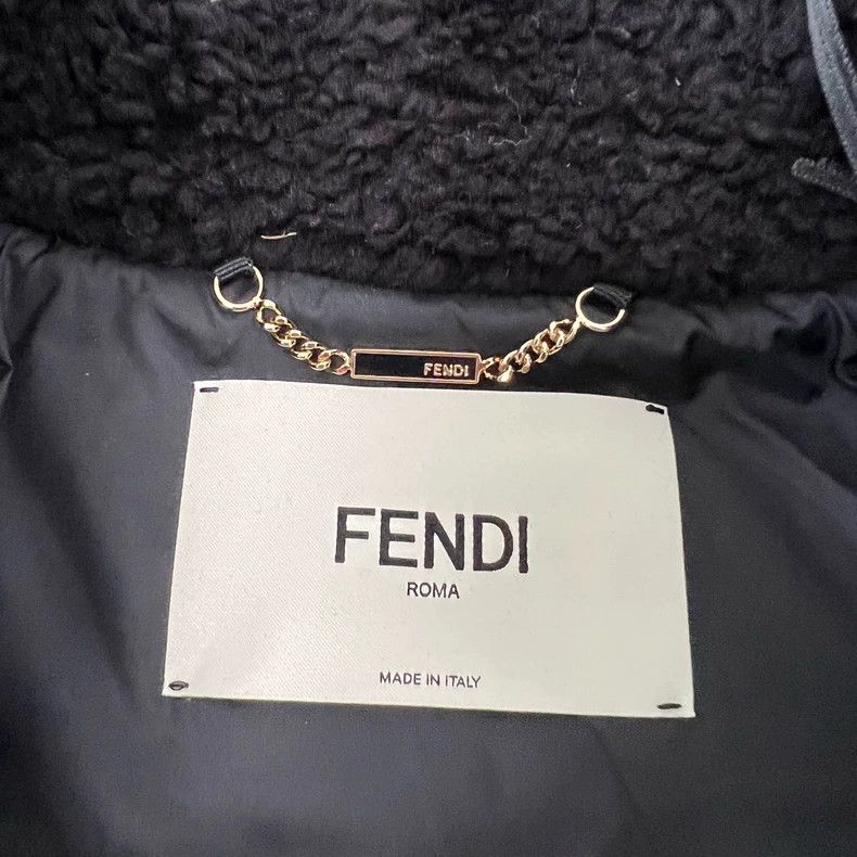 Fendi Fendi Teddy Style Cropped Jacket Size S / US 4 / IT 40 - 5 Thumbnail
