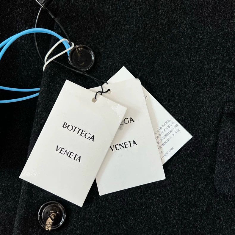 Bottega Veneta Bottega Veneta Wool Coat with Triangle Logo Size M / US 6-8 / IT 42-44 - 4 Thumbnail