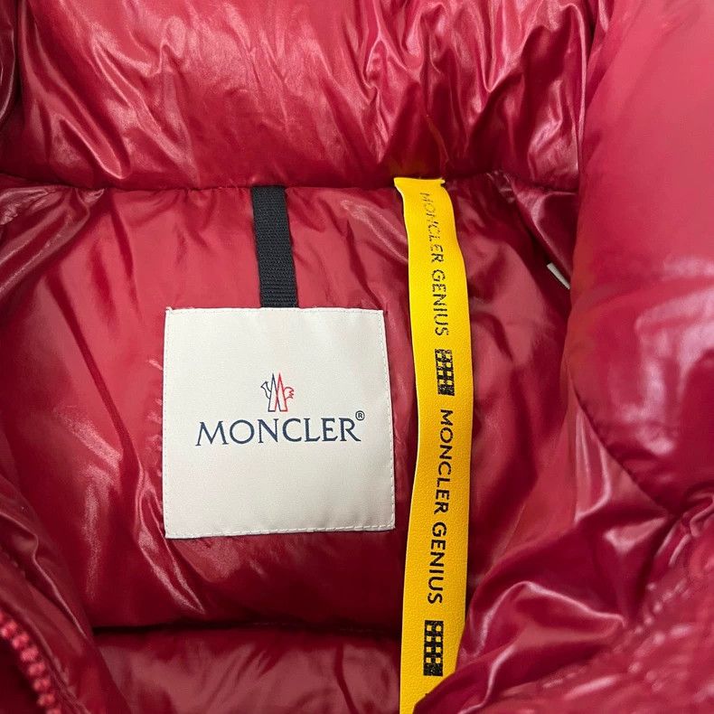 Moncler Moncler Red Velvet Padded Jacket Size 2 Size M / US 6-8 / IT 42-44 - 6 Thumbnail