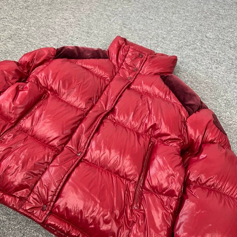 Moncler Moncler Red Velvet Padded Jacket Size 2 Size M / US 6-8 / IT 42-44 - 4 Thumbnail