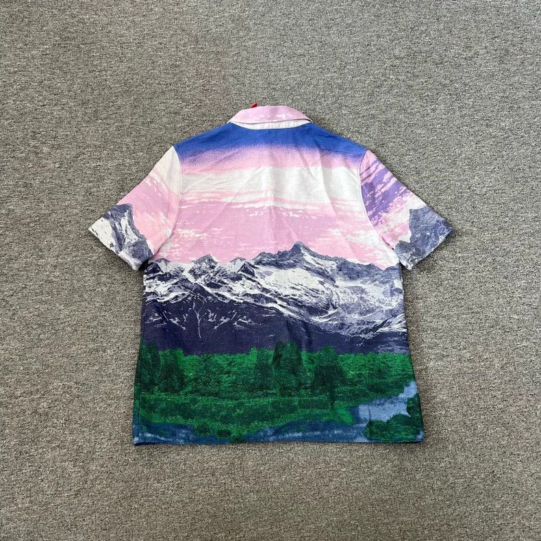 Louis Vuitton Louis Vuitton Mountain Print Short Sleeve Shirt Size M / US 6-8 / IT 42-44 - 2 Thumbnail