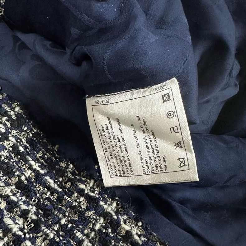 Chanel Chanel Tweed Jacket with Elegant Design Size M / US 6-8 / IT 42-44 - 6 Thumbnail