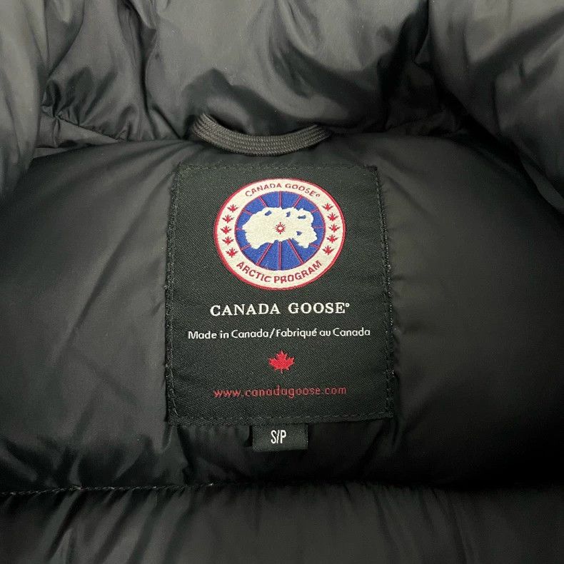 Canada Goose Canada Goose Black Down Vest Size S Size S / US 4 / IT 40 - 4 Thumbnail
