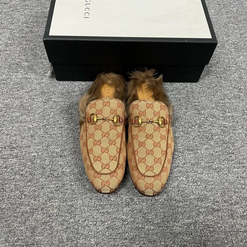 Gucci Gucci All-Over GG Fur Slippers Size 42 Size US 10 / IT 40 - 2 Thumbnail